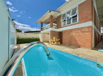084f469fd00656bf4dc617d28824888d7bc05f3e · Casa à Venda na Praia do Pernambuco em Guarujá | Alfa Imóveis Guarujá