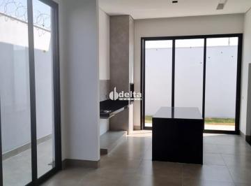 Casa · 252m² · 3 Quartos · 2 Vagas · Casa residencial com 3 quartos sendo 1 suíte disponível para venda no bairro Jardim Sul em Uberlândi