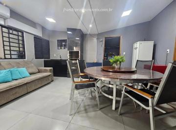 Casa · 190m² · 3 Quartos · 1 Vaga · Casa à venda no Bairro Estados Unidos – Uberaba/MG