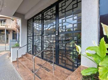 Apartamento · 102m² · 3 Quartos · 1 Vaga · Apartamento espaçoso no Centro de 3 dormitórios