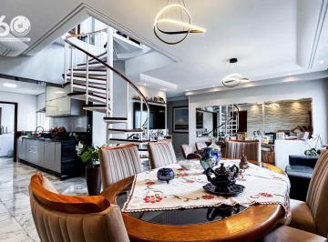 Apartamento · 140m² · 4 Quartos · 2 Vagas · Apartamento Cobertura Duplex à Venda no Centro de Curitiba com Piscina e Vista Panorâmica