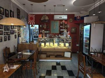 Comercial · 34m² · 1 Vaga · Loja em Várzea, Teresópolis/RJ de 34m² à venda por R$ 650.000,00