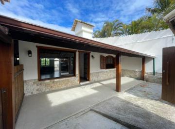 Casa · 200m² · 6 Quartos · 2 Vagas · Casa em Geribá, Armação dos Búzios/RJ de 200m² 6 quartos à venda por R$ 1.650.000,00