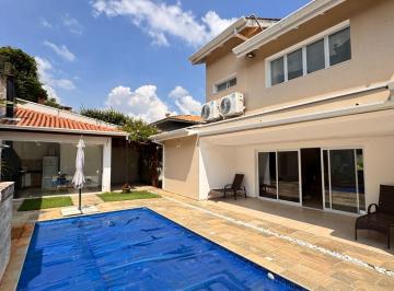 Casa · 255m² · 3 Quartos · 4 Vagas · Casa em Jardim Indaiá, Embu das Artes/SP de 255m² 3 quartos à venda por R$ 1.600.000,00