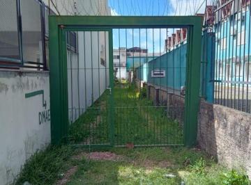 Casa · 50m² · 2 Quartos · 3 Vagas · Casa com 2 dormitórios e 3 vagas de garagem !