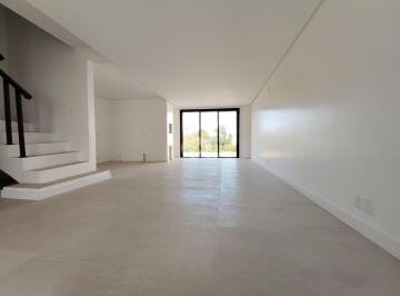 Casa · 150m² · 3 Quartos · 2 Vagas · Sobrado com 3 suítes e pátio