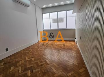 Apartamento · 75m² · 2 Quartos · Apartamento à Venda na Praia de Ipanema - Charme, Exclusividade e Localização Privilegiada