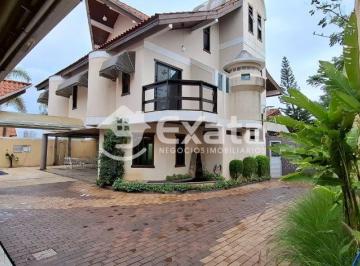 Casa · 589m² · 5 Quartos · 10 Vagas · Linda casa a venda com 5 quartos e area de lazer no Elton Ville / Parque Campolim!