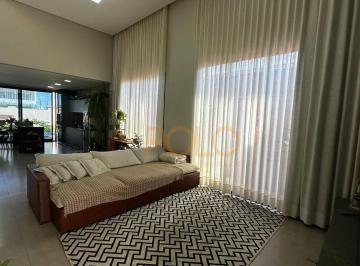 d417369288daf8bd812f8f9f33a4e4347c54b815 · Casa à venda no Condomínio Park Sul em Uberlândia