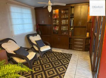 Apartamento · 134m² · 3 Quartos · 2 Vagas · Cobertura com 03 quartos e 01 suíte e 02 vagas no Bairro Sarandi