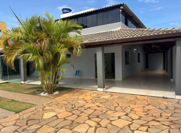 Casa de 3 quartos, Gama · Casa ponte alta norte, 3 quartos com suíte/closet, churrasqueira goumert,400m²
