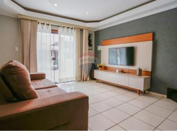 Foto 01 · Casa Sobrado Amplo e Reformado - Ideal para Morar ou Investir! R$ 448.000,00