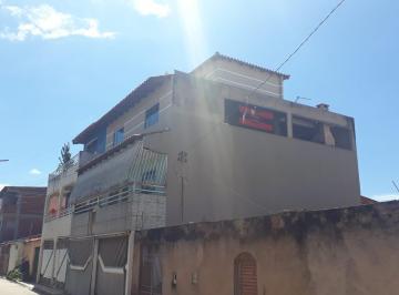 Apartamento de 5 quartos, Vila Estrutural · Vendo um triplex Escriturado JN