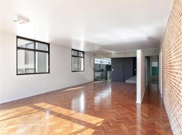 Apartamento de 4 quartos, São Paulo · Imóvel de 254m² reformado 4 quatros, sendo 3 suítes 1 vaga Higienópolis