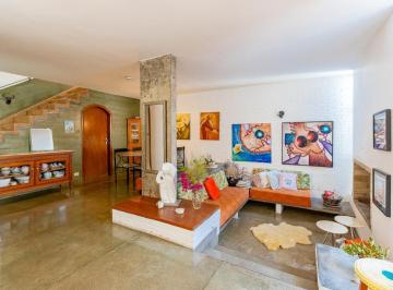 d5480985-45e8-423f-8406-be1abca578aa.jpeg · Casa para venda em Vila Santana com 3 quartos, sendo 3 suítes, 182m²