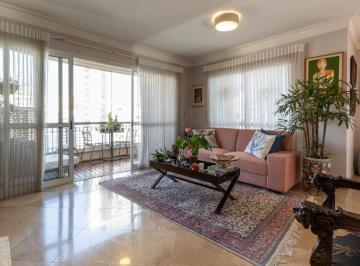 1747162826449-01fotos_030.jpeg · Apartamento para venda em Moema com 2 quartos, sendo 2 suítes, 165m²