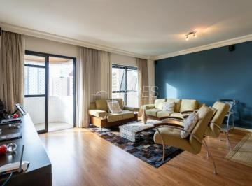 1 · Apartamento com 154.18 m², 3 quartos sendo 3 suítes à venda no bairro Água Verde.