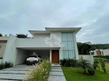Casa · 189m² · 3 Quartos · 2 Vagas · Casa em Condomínio 189.6M² - para Alugar