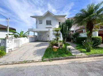 Casa · 440m² · 4 Quartos · 4 Vagas · Excelente oportunidade para você, venha conhecer esse magnífico imóvel e surpreenda-se com essa ofer