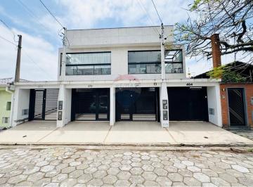Casa · 97m² · 3 Quartos · 2 Vagas · Oportunidade Única! 3 Quartos, Quintal e 2 Vagas por R$ 440 Mil – Reformado e Pronto pra Morar!