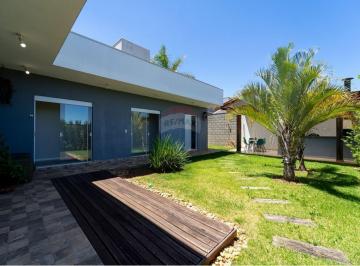Casa · 176m² · 3 Quartos · 3 Vagas · Casa á venda, térrea com 3 suítes, área gourmet e amplo quintal no terras de Jundiai, 176 m2