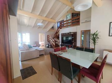 525818_iw948BE2l15_5258186650e75e30256.jpg · Casa com 4 dormitórios e piscina no Desvio Rizzo