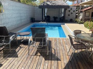 202511042225453123.jpeg · Casa para Venda em Florianópolis, Canasvieiras, 3 dormitórios, 1 suíte, 3 banheiros, 3 vagas