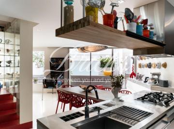 Apartamento · 202m² · 4 Quartos · 4 Vagas · COBERTURA DUPLEX REFORMADA E MOBILIADA EM MOEMA