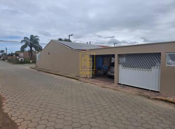 Casa · 150m² · 3 Quartos · 2 Vagas · Casa com piscina em Itajubá, Barra Velha!