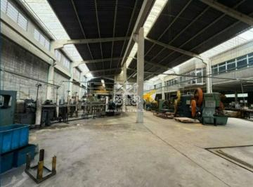 Comercial · 3400m² · 4 Vagas · Galpão á venda - São Caetano do Sul