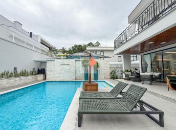 Casa · 369m² · 4 Quartos · 4 Vagas · Linda casa nova mobiliada no Condomínio Golden Park em Blumenau-SC