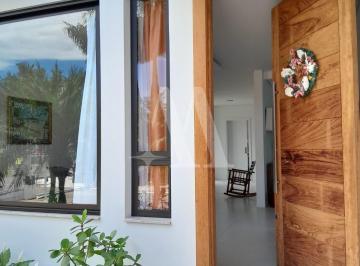 Casa · 288m² · 4 Quartos · 2 Vagas · Casa em Condomínio em Ponta das Canas, Florianópolis/SC