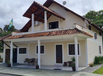 Casa · 203m² · 3 Quartos · 6 Vagas · Sobrado na Praia Bonita Vila da Glória