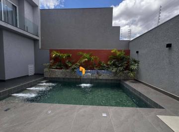 29c0260fea3df2681f2097037784d6617db52fd1 · Sobrado com 3 quartos à venda, 255 m² por R$ 1.980.000 - Bom Jardim - Maringá/PR