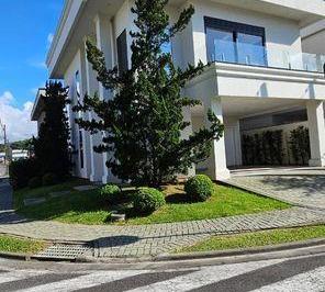 img0 · Casa em Condomínio com 3 Quarto(s) e 5 banheiro(s) para Alugar, 245 m² por R$ 12900 / Mês