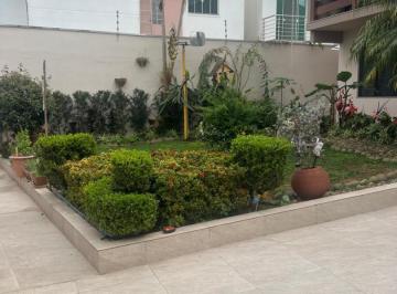 Casa · 380m² · 4 Quartos · 3 Vagas · Casa Sobrado Mobiliado em São Vicente, Itajaí - 4 Dormitórios, 3 Vagas de Garagem