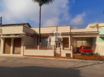 Casa em São Gonçalo · Casa com 2 quartos, 100 m² - venda por R$ 450.000 - Trindade - São Gonçalo/RJ