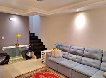 Casa de 3 quartos, São Paulo · Sobrado à venda no Bairro do Jardim Regina na Rua Crispim Santos
