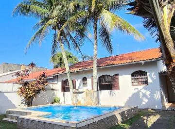 Casa · 160m² · 3 Quartos · 4 Vagas · CASA COM PISCINA E EDÍCULA A 80M DA PRAIA | 3 QUARTOS EM ITANHAÉM/SP