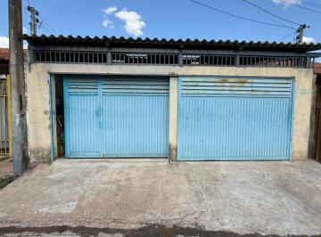 Casa de 2 quartos, Valparaíso de Goiás · Casa 2 qts Condomínio próxima ao Céu Azul 