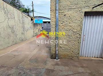 Casa · 177m² · 4 Quartos · 3 Vagas · Casa em Rua Doutor Costa Leite - Vila Nogueira - Botucatu/SP