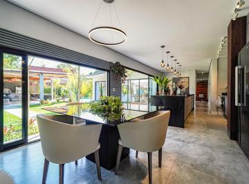 Casa de 5 quartos, Carapicuíba · Casa Condominio Recanto Inpla na Granja Viana