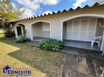 Casa de 2 quartos, Imbé · C213 -  Ótima residência a apenas 150 metros do mar