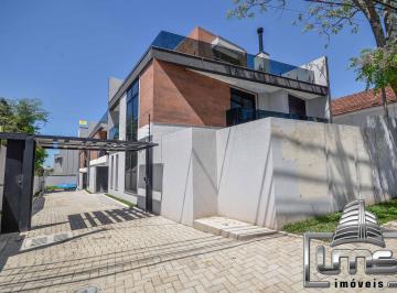 Casa de 3 quartos, Curitiba · Sobrado com 3 Suítes no bairro Mercês com 163 m2 e 2 vagas de garagem