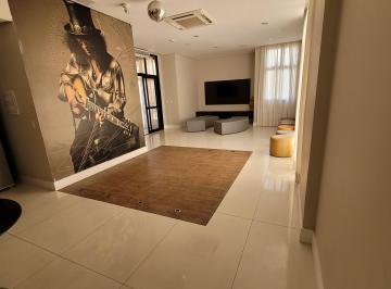 Boate · Três suites, lavabo,escritório dependência. Aquários.