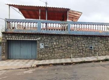 Casa · 301m² · 3 Quartos · 3 Vagas · Casa 3 quartos - Bom Pastor