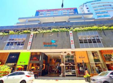 Comercial · 16m² · 1 Vaga · Garagem à Venda no Centro: Praticidade e Localização Privilegiada