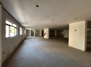 Comercial · 480m² · 4 Vagas · Salão para alugar, 480 m² por R$ 8.000,00/mês - São Mateus - Juiz de Fora/MG