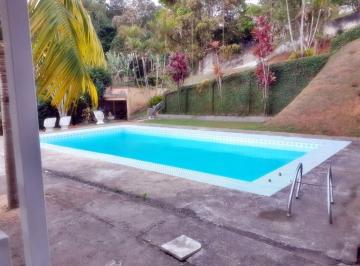 Casa · 350m² · 4 Quartos · 4 Vagas · Casa com 4/4, sendo 2 suítes à venda, 350 m² por R$ 1.200.000 - Parque Jardim da Serra - Juiz de For