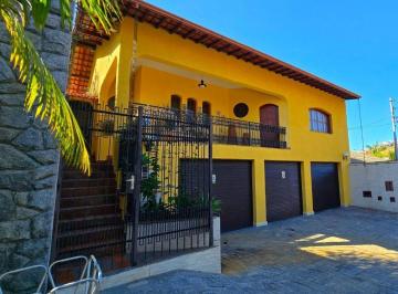Casa · 250m² · 4 Quartos · 5 Vagas · Conforto, lazer e elegância em uma casa completa a poucos minutos do Centro
